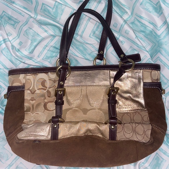 COACH GOLD/BROWN PATCHWORK CANVAS/LEATHER PURSE - Picture 1 of 7